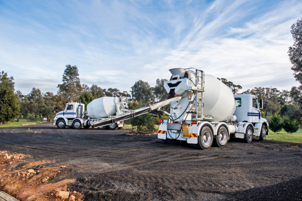 Best Concrete Sidewalk Installation  in Bellevle, IL